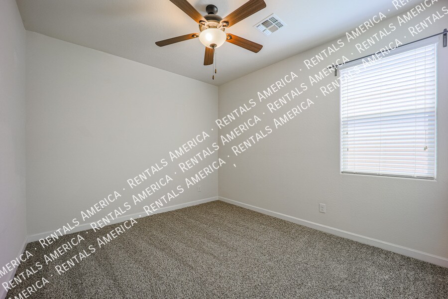 Building Photo - 4678 E Sodalite St