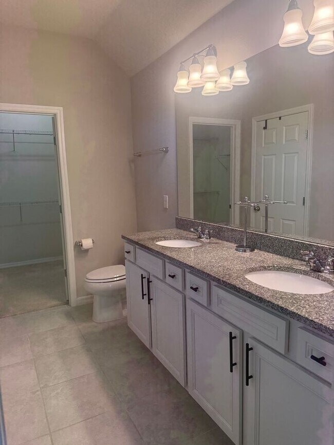 Building Photo - Beautiful and spacious Home in East Lake Preserve, Kissimmee