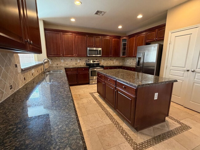 Building Photo - 3436 E Casa Mader Dr