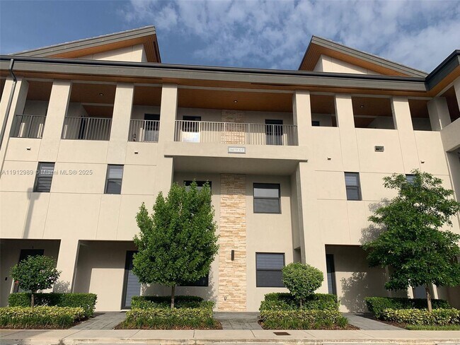 Building Photo - 10443 NW 82nd St