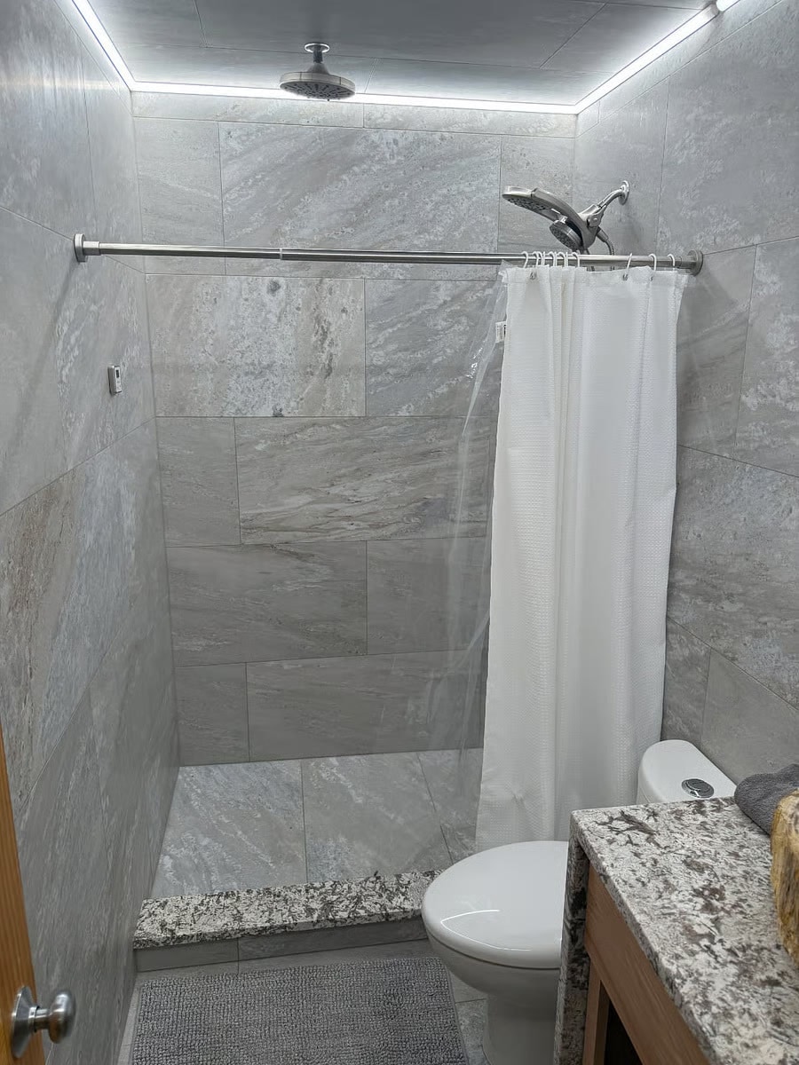 Building Photo - 106 Weatherstone Dr