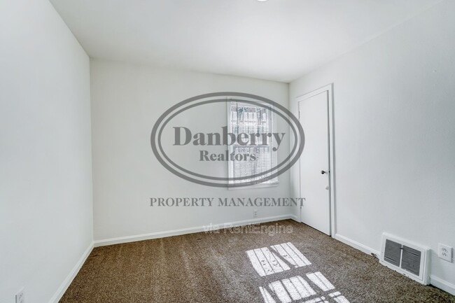 Building Photo - 1132 Brookley Blvd