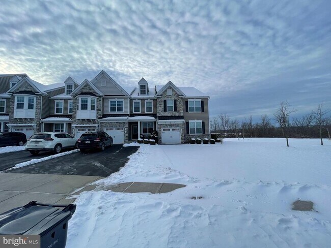 Building Photo - 365 W Boulder Dr