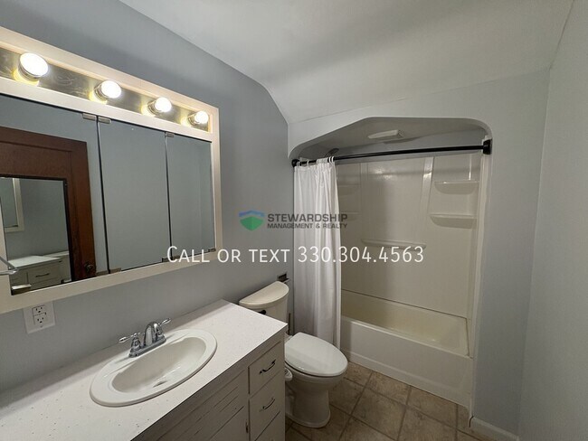 Building Photo - 2769 Carlisle Ct
