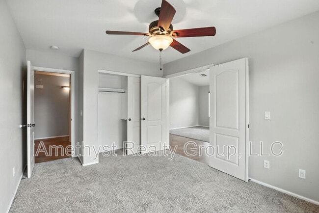 Building Photo - 17848 W Voltaire St
