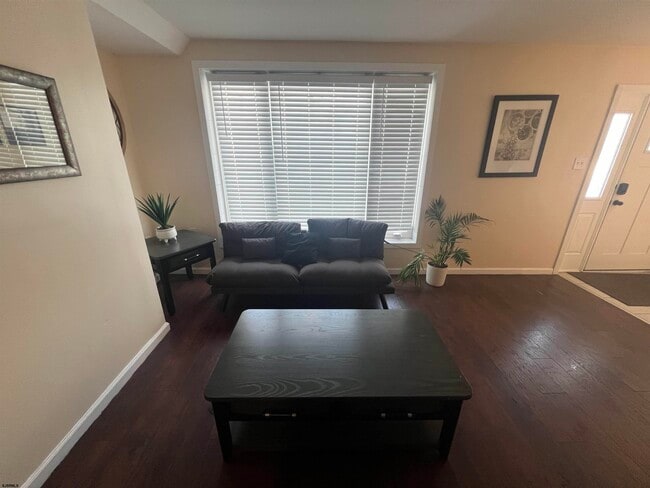 Building Photo - 239 N Derby Ave