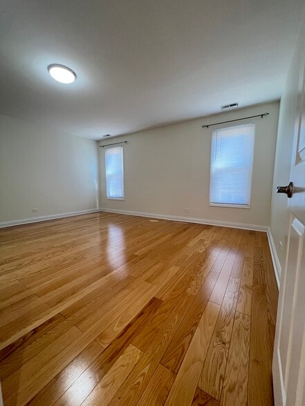 Building Photo - 247 Coventry Cir