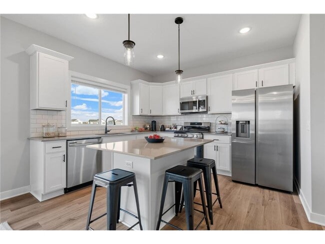 Building Photo - 11674 203rd St W