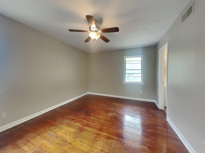 Building Photo - 5705 Trailwood Dr