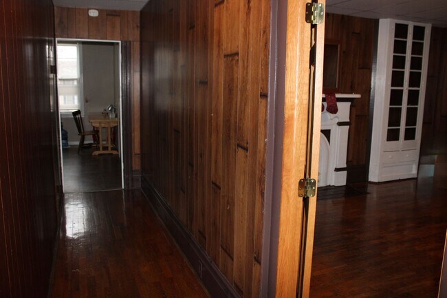 Building Photo - 967-971 Ch ADV RESIDENTIAL