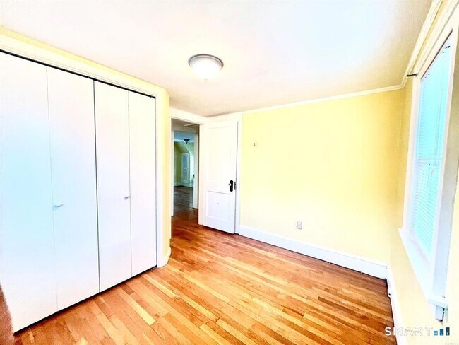 Building Photo - 55 Bronx Ave