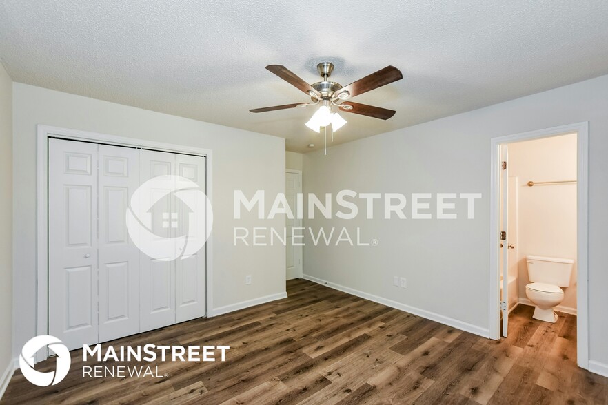 Building Photo - 29772 Creekwood Rd