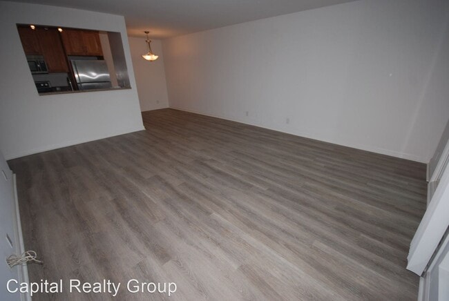 Building Photo - 1222 Oak Grove Ave