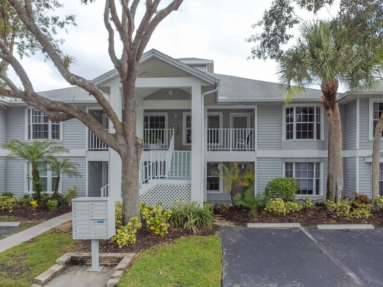 Building Photo - 1300 Misty Pines Cir