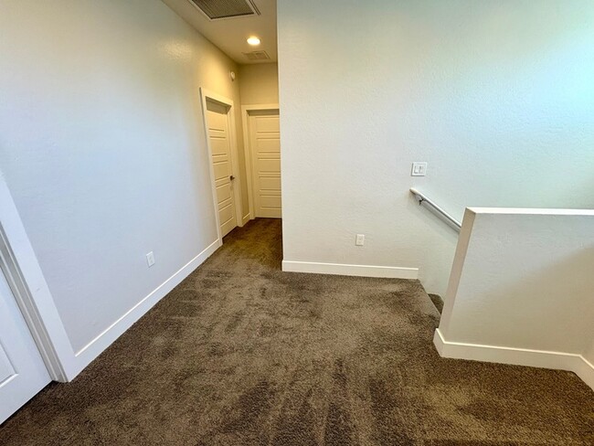 Building Photo - 7531 E Billings St