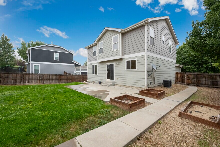 Building Photo - 637 N 48th Ave