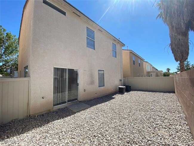 Building Photo - 6062 St Petersburg Dr