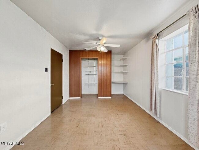 Building Photo - 9351 Carranza Dr