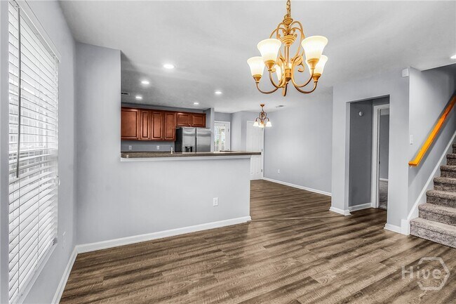Building Photo - 307 Grasslands Dr
