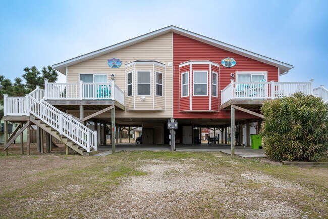 Building Photo - 219 Coastal Dr