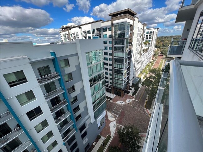 Building Photo - 260 S Osceola Ave