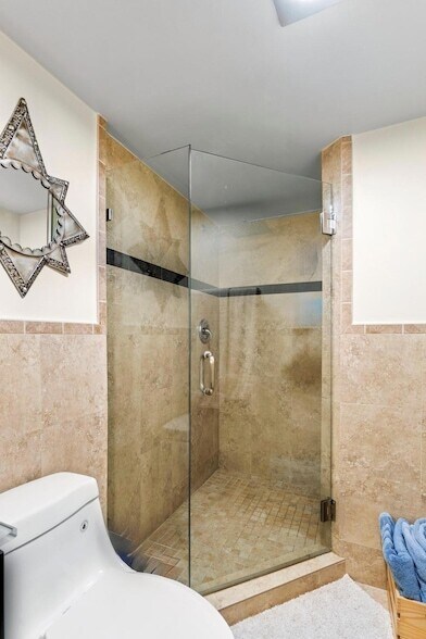 Building Photo - 111 N Pompano Beach Blvd