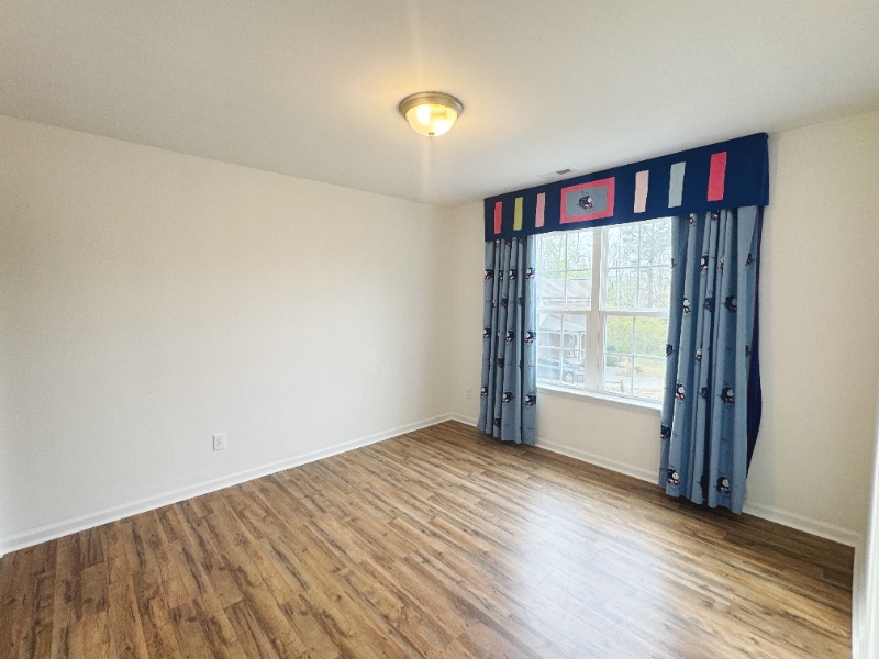 Building Photo - 2800 Lemnos Dr