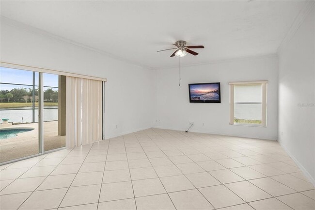 Building Photo - 9727 Mountain Lake Dr