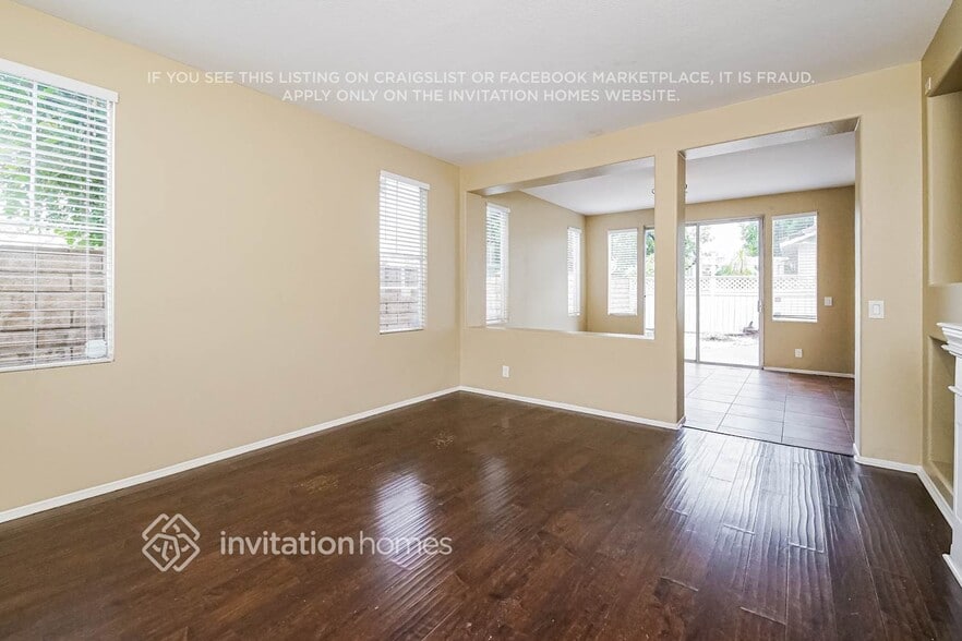 Building Photo - 7215 Blossom Ct