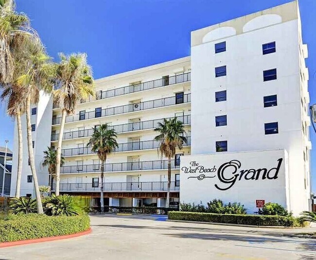 Building Photo - 11945 Termini-San Luis Pass Rd