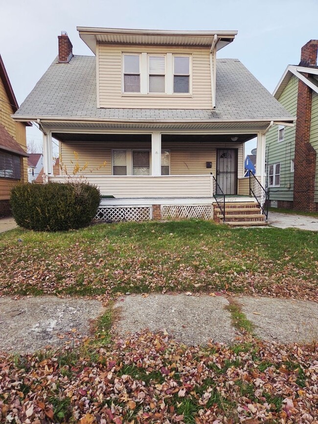 Building Photo - 18101 Schenely Ave