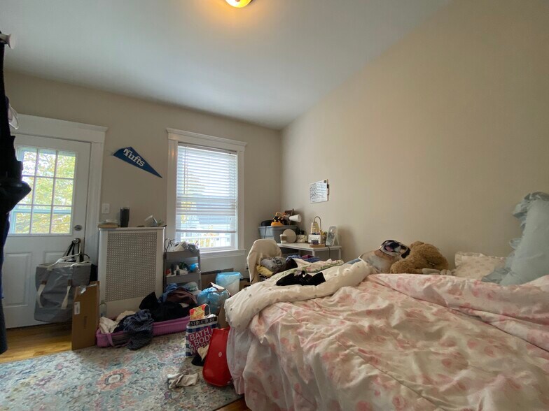 Building Photo - 6 Westminster St