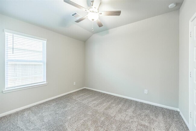 Building Photo - 17586 Rosette Grass Dr