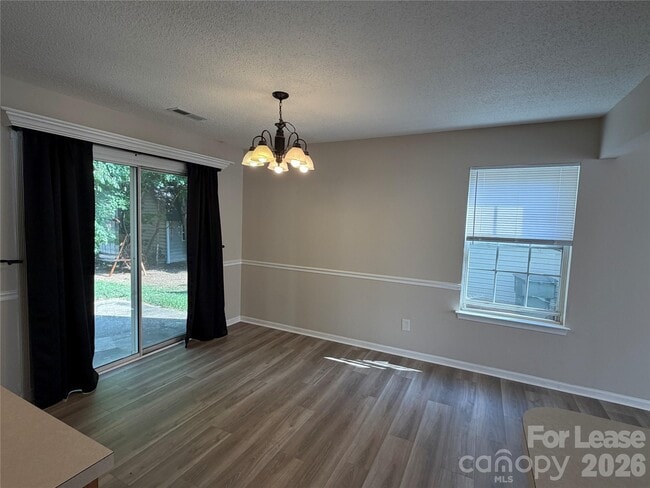 Building Photo - 137 Camforth Dr