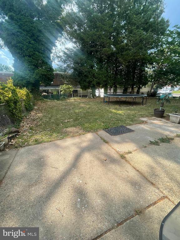 Building Photo - 3300 Kayford Cir