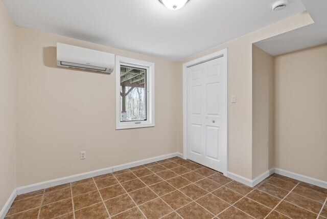 Building Photo - 80 Emer Rd