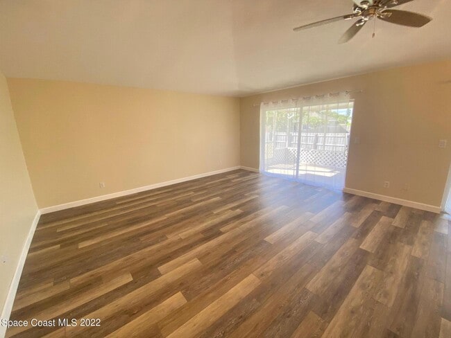 Building Photo - 1650 N Hwy A1A