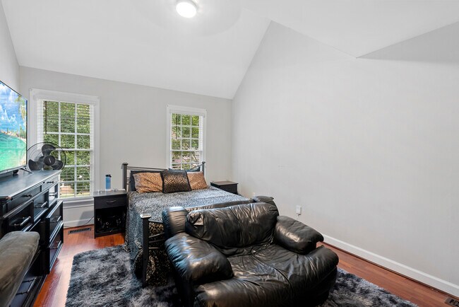 Building Photo - 8313 Bellingham Cir