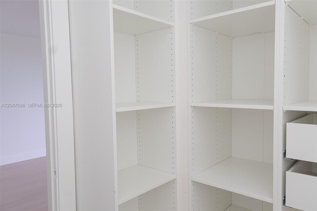 Building Photo - 3051 N Course Dr