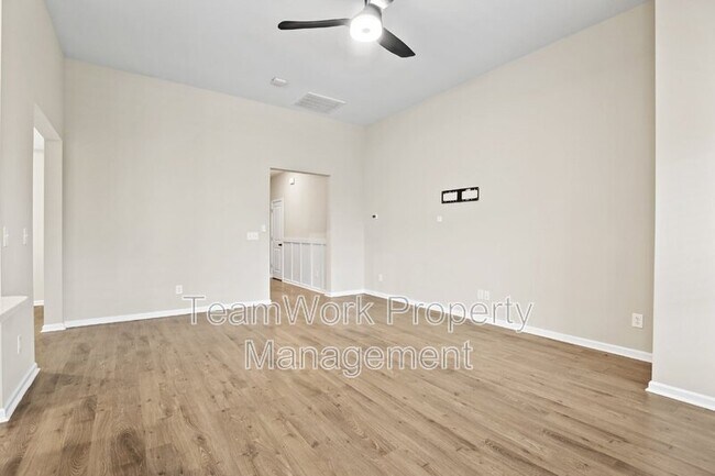 Building Photo - 436 Richfield Wy