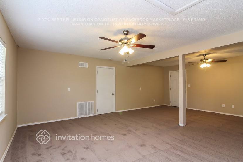 Building Photo - 568 Fisher Dr