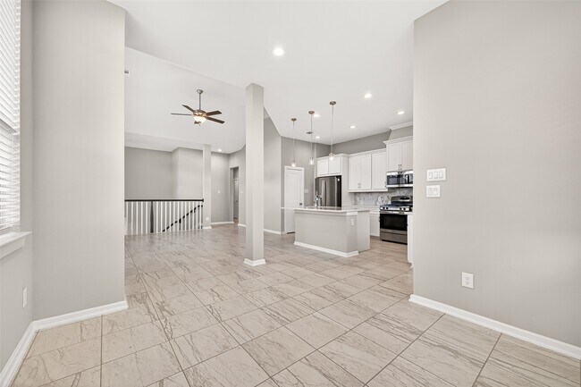 Building Photo - 9442 Starlight Oak Dr