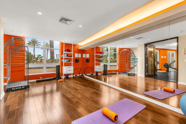 Building Photo - 550 Okeechobee Blvd