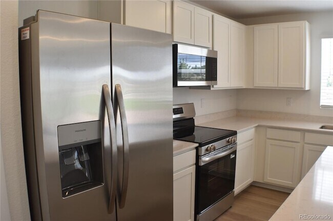 Building Photo - 7864 Desert Wrangler Dr