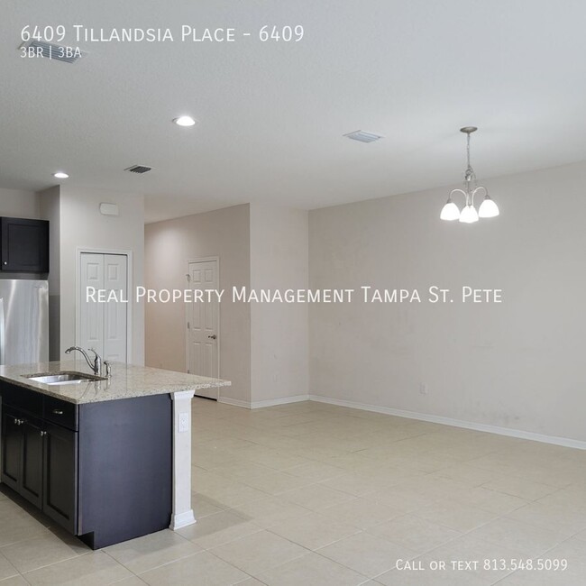 Building Photo - 6409 Tillandsia Pl