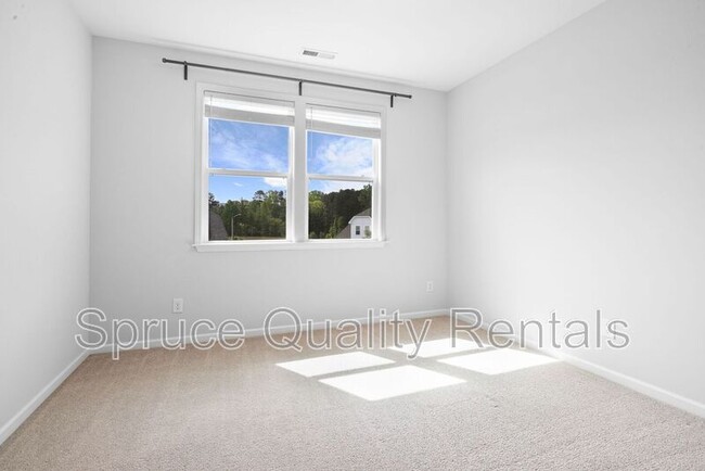 Building Photo - 1115 Beyer Pl