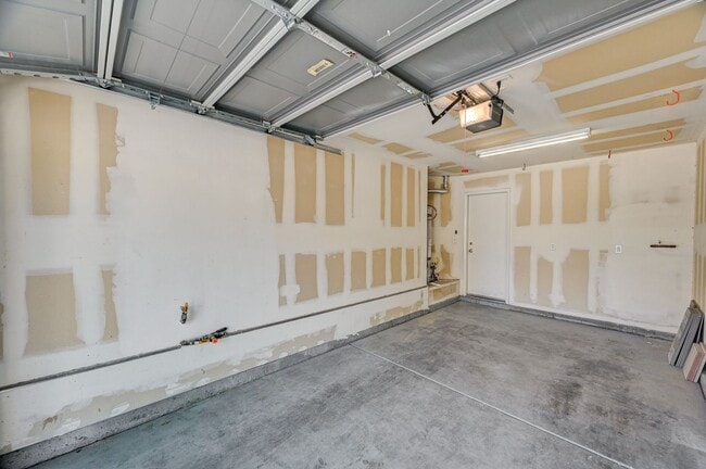 Building Photo - Quaint two-story home in a gated Las Vegas...