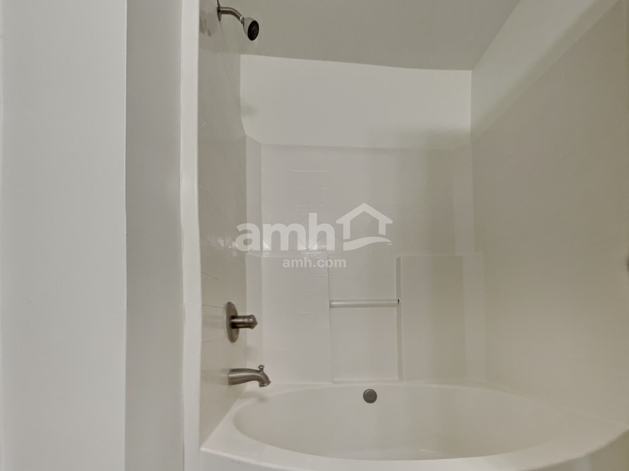 Building Photo - 318 Lameshur Ln