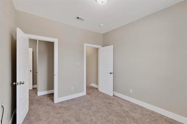Building Photo - 1703 Ash Crescent St