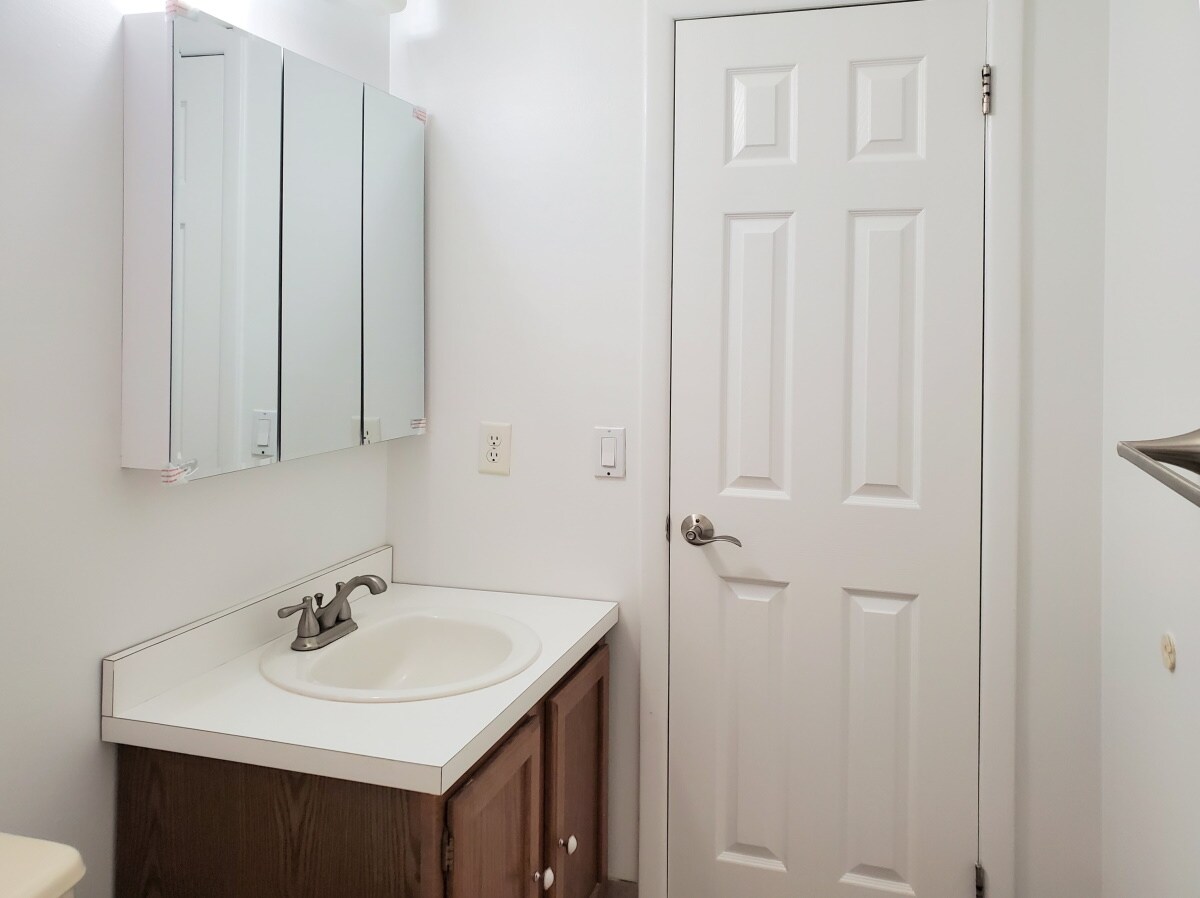 Bathroom - 60 County Rd